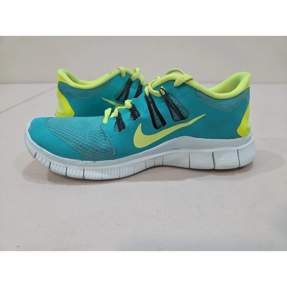 Nike Free 5.0 Women's Size 7 Running Shoes Teal Multicolor